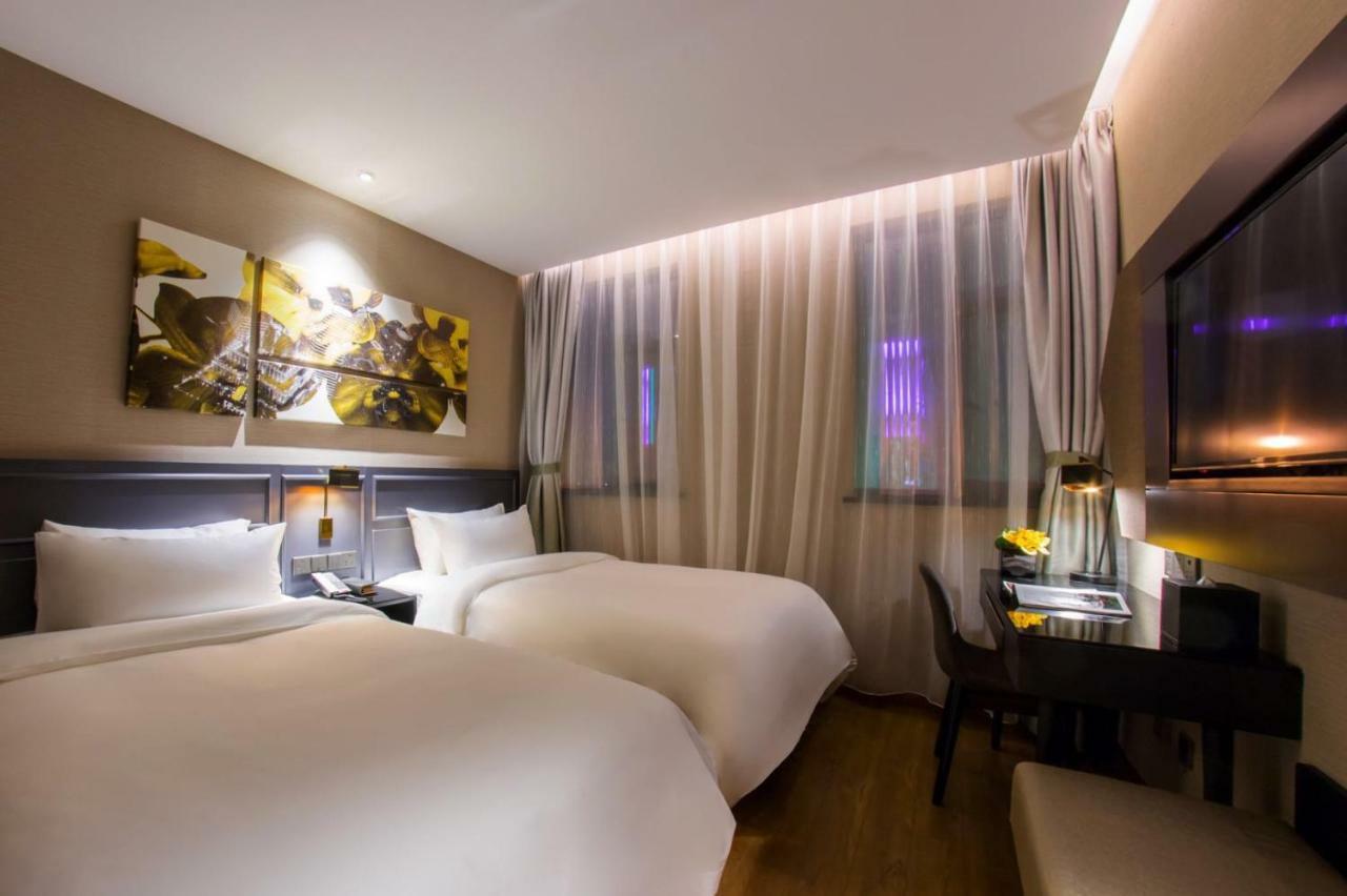 Yitel Premium Hotel Шанхай Екстер'єр фото